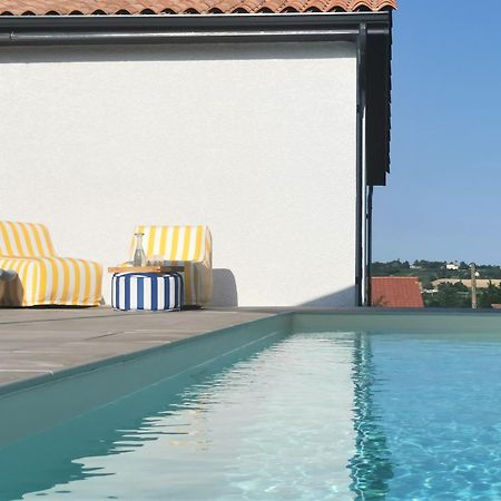 לינה וארוחת בוקר Prissé Au Jardin Des Deux Roches מראה חיצוני תמונה