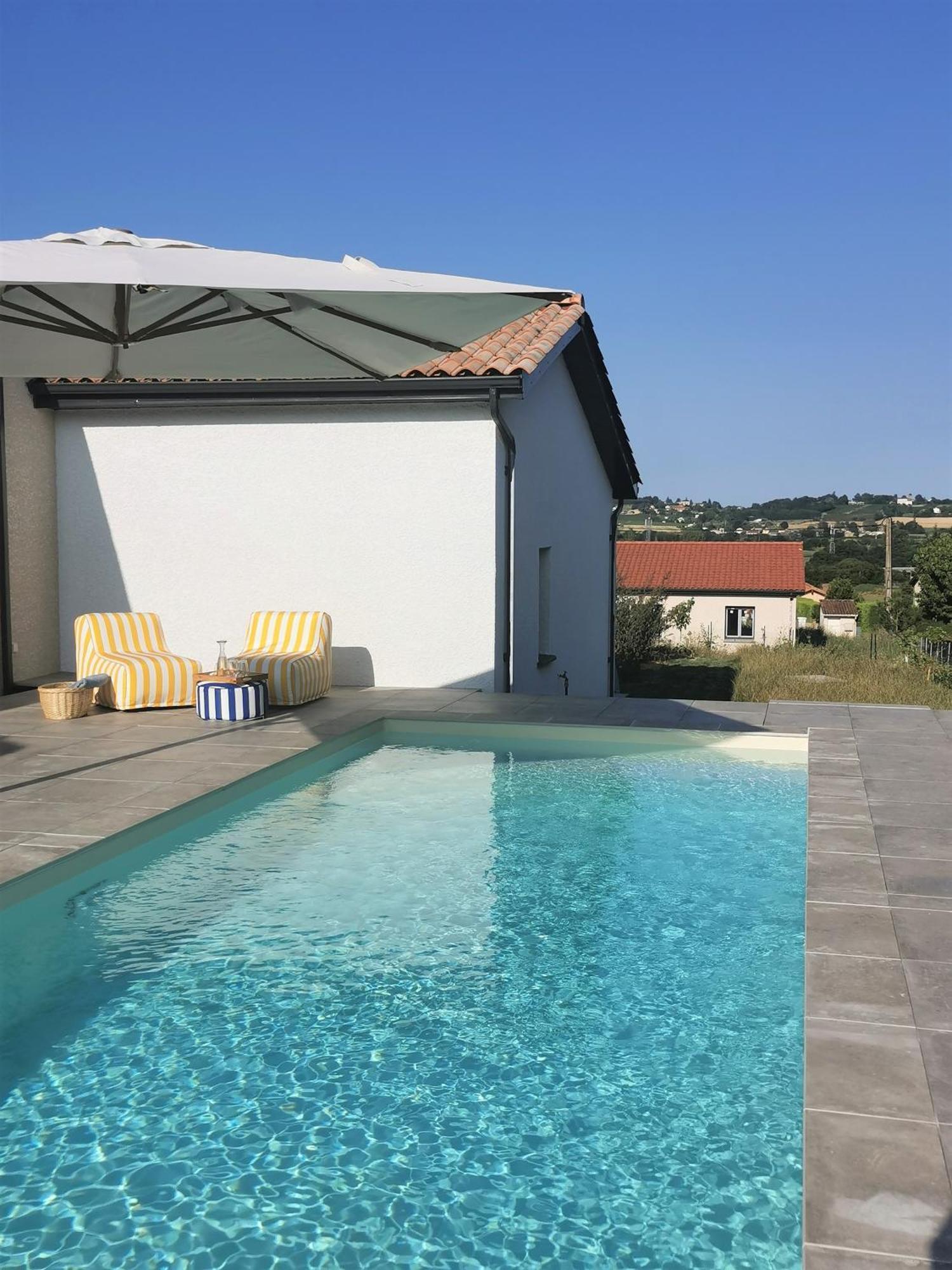 לינה וארוחת בוקר Prissé Au Jardin Des Deux Roches מראה חיצוני תמונה